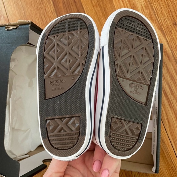 Converse toddler shoes - Picture 3 of 3